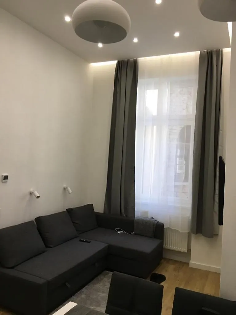 Colton Budapest Paulay Apartments