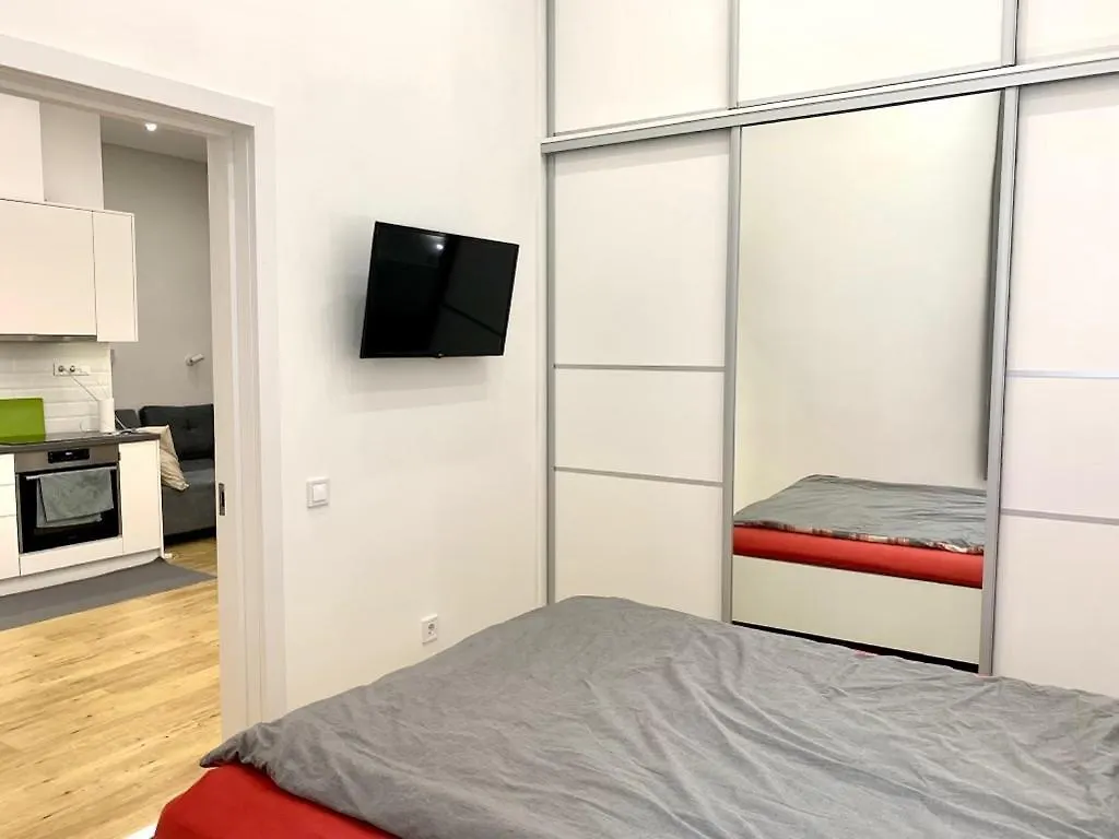 Colton Budapest Paulay Apartments Hungary