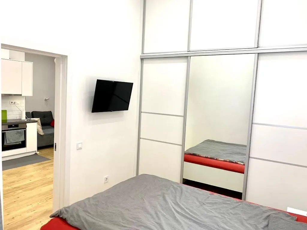 Colton Budapest Paulay Apartments 0*,