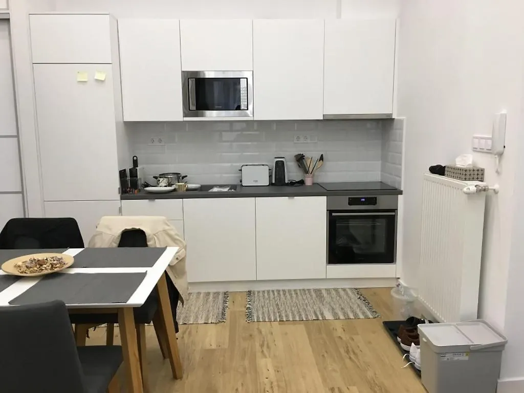 Colton Budapest Paulay Apartments